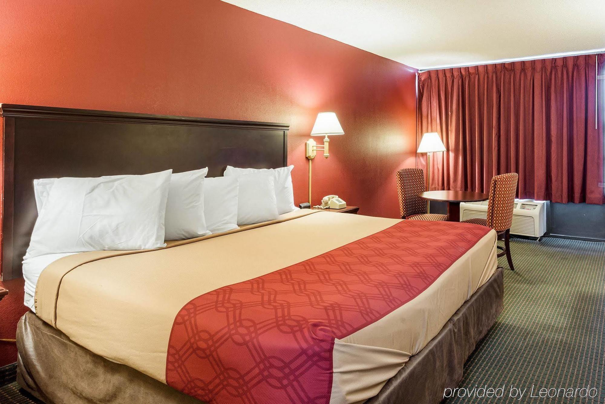 Rodeway Inn Запад Мемфис Экстерьер фото